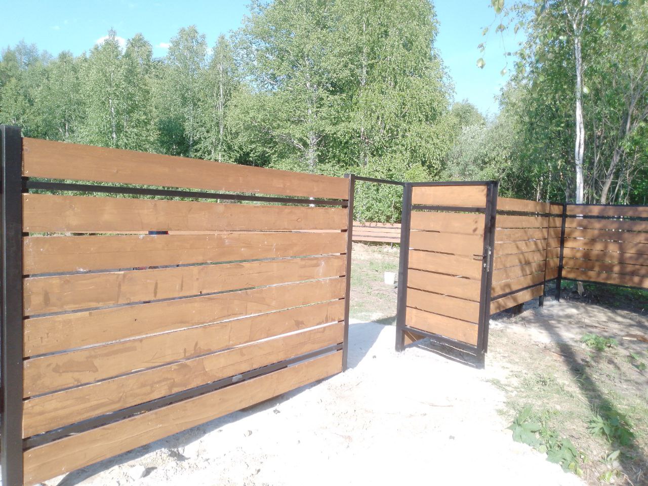 Деревянный забор